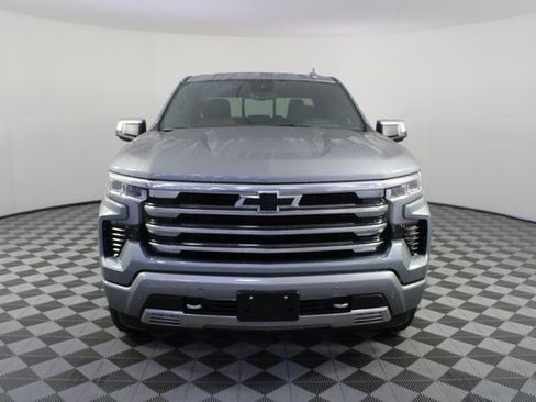 Used 2025 Chevrolet Silverado 1500 High Country w/ Technology Package image 31
