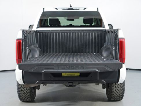 Used 2022 Toyota Tundra SR5 w/ SR5 Convenience Package image 10