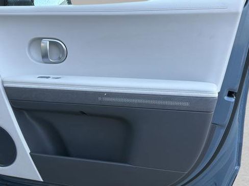 Used 2023 Hyundai Ioniq 5 Limited image 11