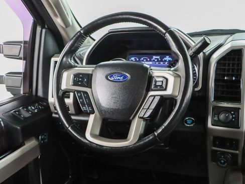 Used 2021 Ford F250 Lariat w/ Lariat Ultimate Package image 13