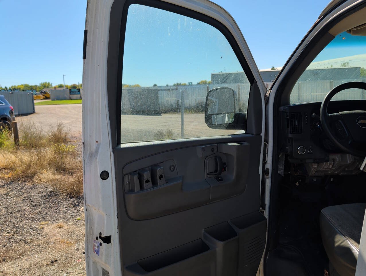 Used 2008 Chevrolet Express 3500 Extended Passenger w/ LT Preferred Equipment Group RWD image 21
