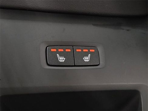 Used 2025 Volvo XC60 B5 Core image 17