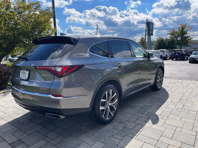 Used 2022 Acura MDX w/ Technology Package AWD/4WD image 6