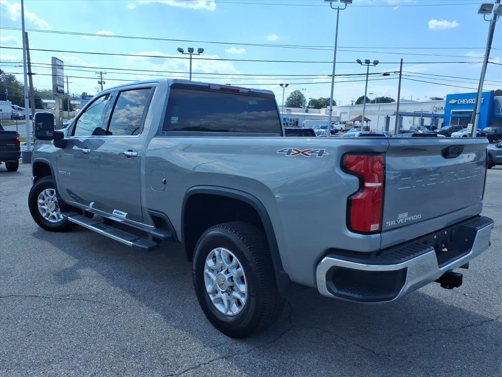 Used 2026 Chevrolet Silverado 2500 LTZ AWD/4WD image 6