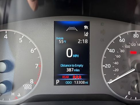 Used 2025 Toyota Corolla LE image 21