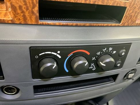 Used 2006 Dodge Ram 2500 Truck SLT w/ Trailer Tow Group image 14