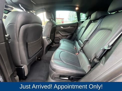 Used 2023 Maserati Levante Modena AWD/4WD image 11
