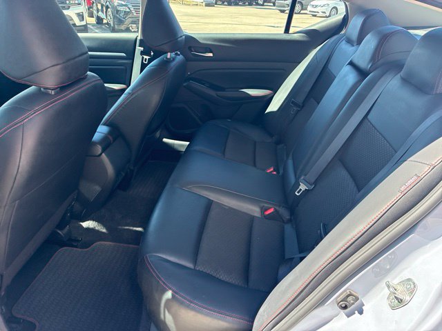 Used 2024 Nissan Altima 2.5 SR FWD image 15