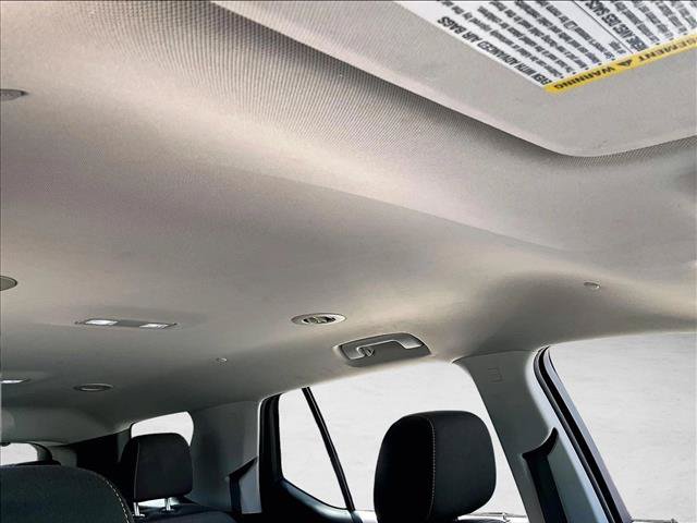 Certified 2020 Chevrolet Traverse LT FWD image 15