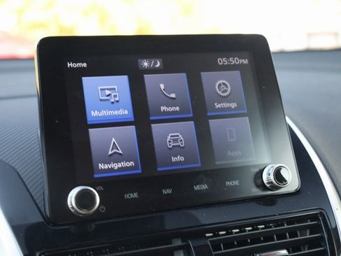 Used 2024 Mitsubishi Eclipse Cross SE image 18