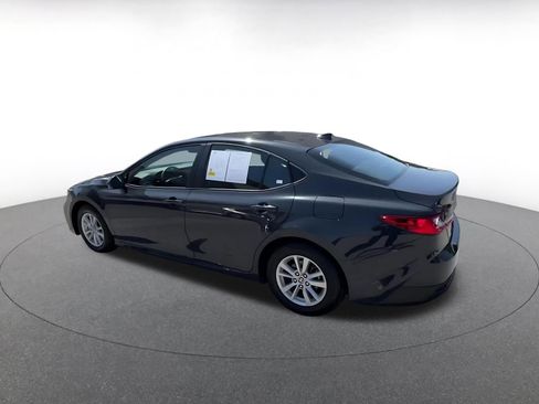 Used 2025 Toyota Camry LE FWD image 10