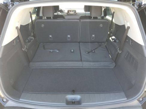 New 2025 Nissan Pathfinder S image 5