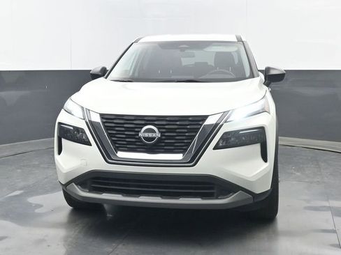 Used 2023 Nissan Rogue S image 5