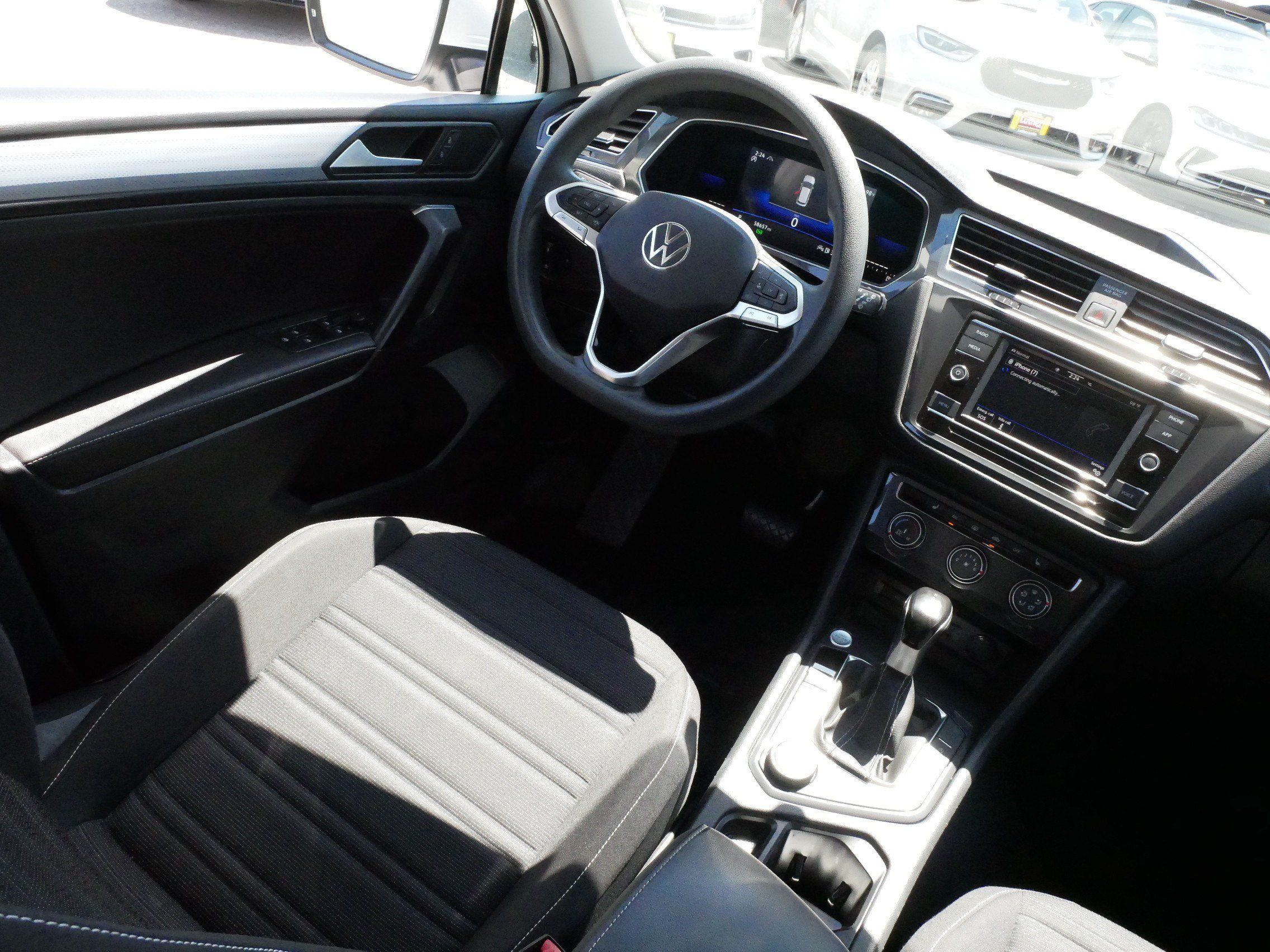 Certified 2022 Volkswagen Tiguan S AWD/4WD image 9