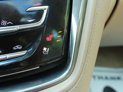 Used 2014 Cadillac CTS Luxury image 38