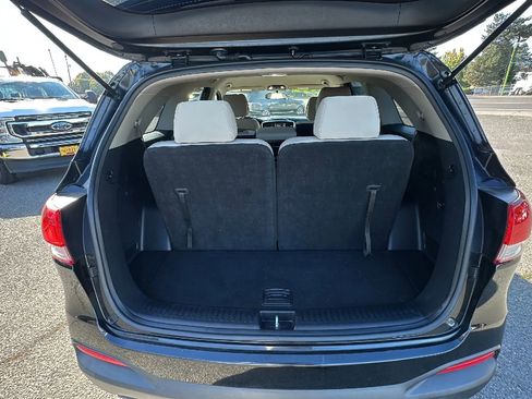 Used 2016 Kia Sorento LX AWD/4WD image 13
