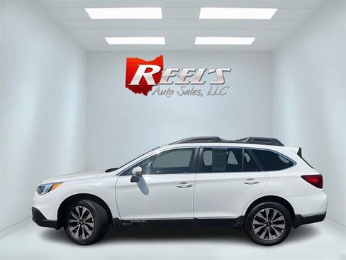 Used 2017 Subaru Outback 3.6R Limited AWD/4WD image 13