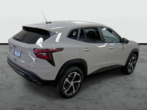 New 2026 Chevrolet Trax RS image 4