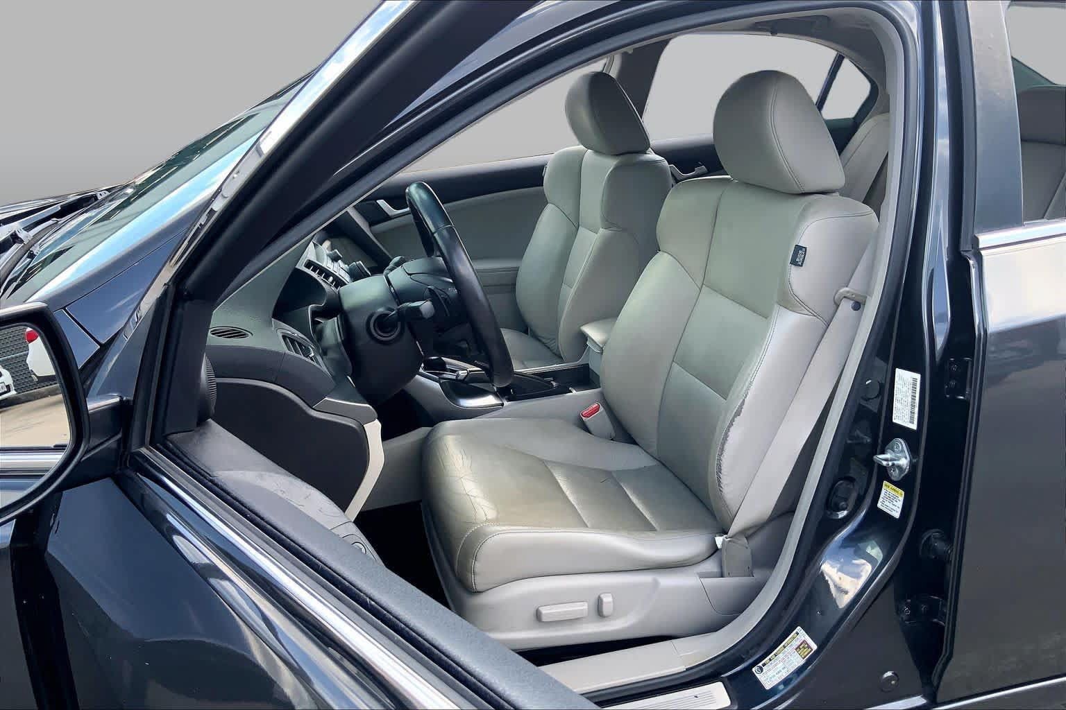 Used 2011 Acura TSX V6 Sedan FWD image 7