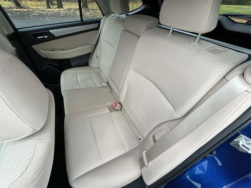 Used 2017 Subaru Outback 2.5i Premium image 23