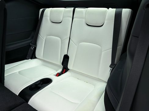 Used 2021 Tesla Model Y Long Range image 23