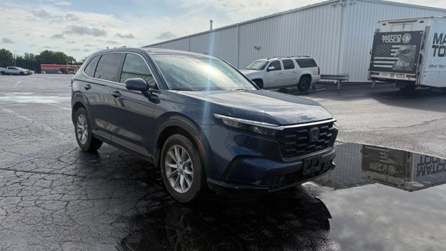 Used 2025 Honda CR-V EX image 7