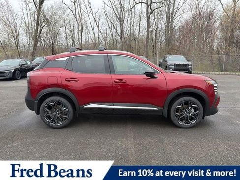 New 2026 Nissan Kicks SR w/ Cold Weather Package image 8