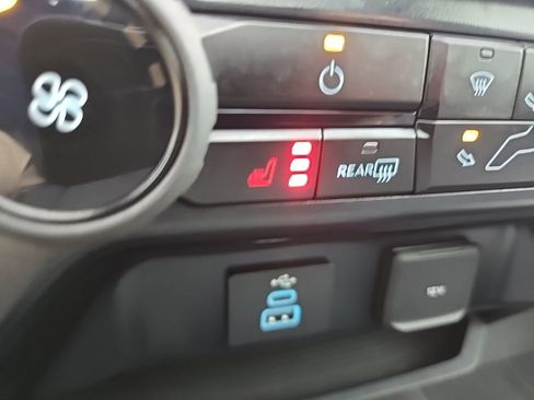 Used 2024 Ford F250 XLT w/ XLT Premium Package image 21