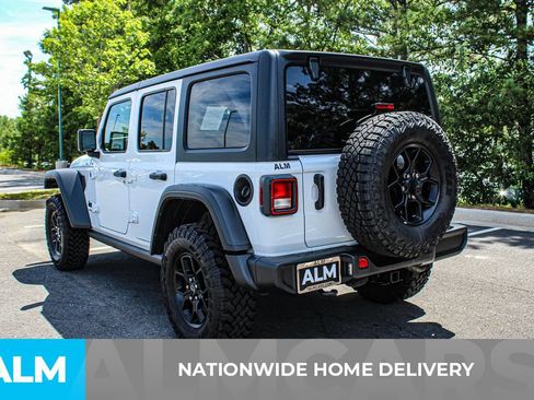 Used 2025 Jeep Wrangler Unlimited Sport AWD/4WD image 4