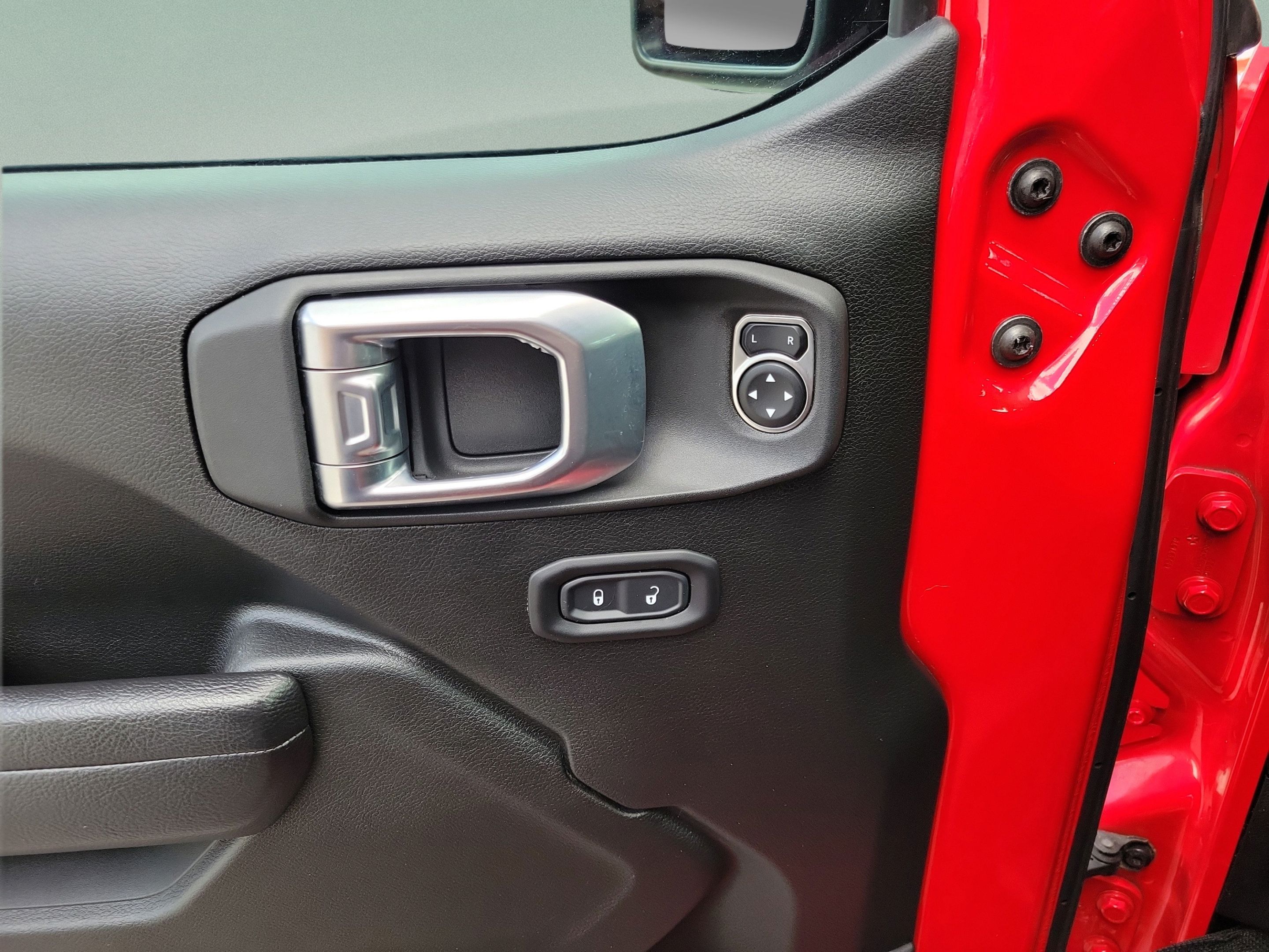 Used 2022 Jeep Wrangler Unlimited Rubicon w/ LED Lighting Group AWD/4WD image 15