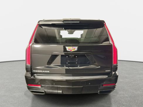 Used 2026 Cadillac Escalade Platinum Sport AWD/4WD image 4