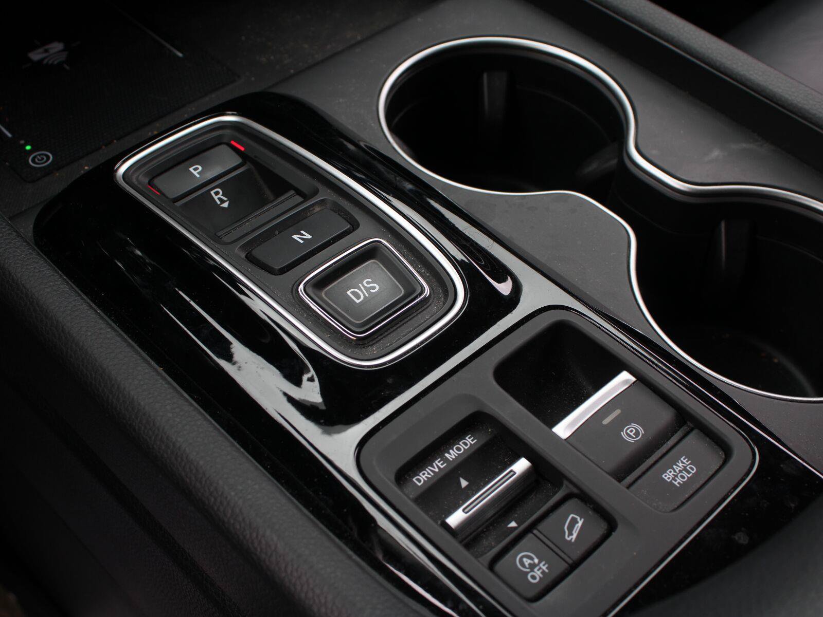 Certified 2024 Honda Pilot Touring image 16