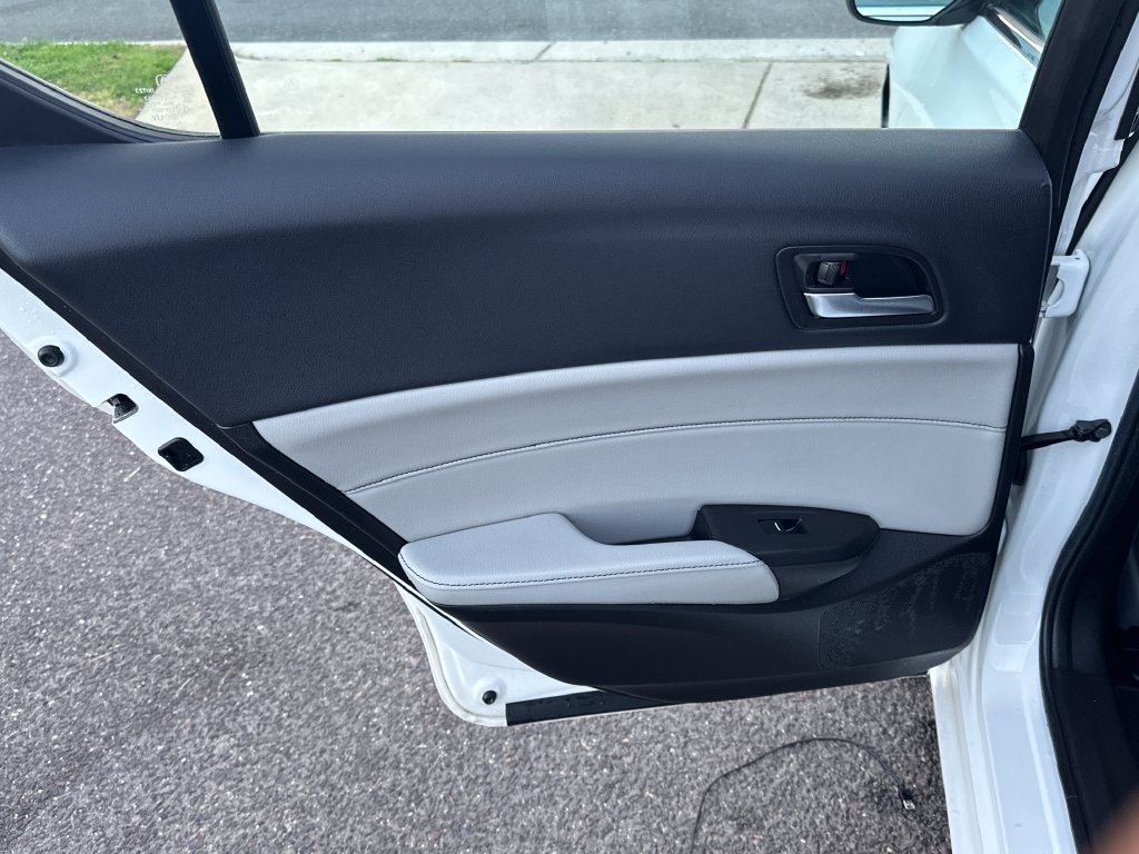 Used 2019 Acura ILX w/ Premium Package FWD image 15