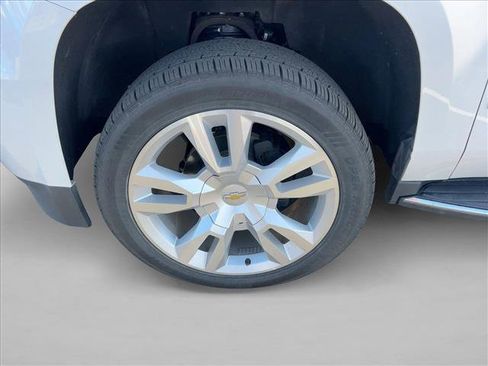 Used 2020 Chevrolet Suburban Premier w/ Max Trailering Package image 23