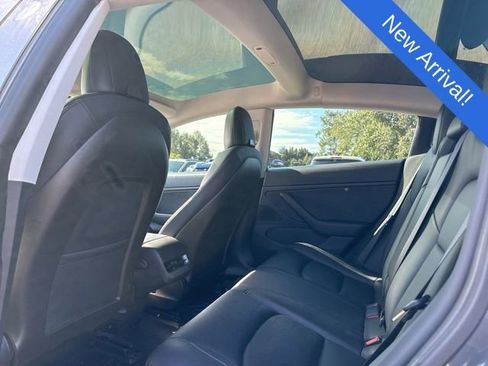 Used 2021 Tesla Model 3 Long Range AWD/4WD image 10