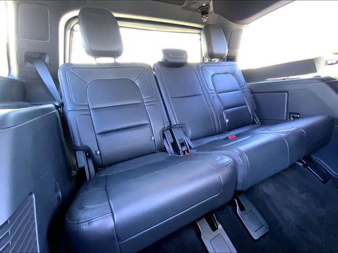 Used 2023 Lincoln Navigator Reserve image 35
