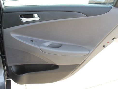 Used 2013 Hyundai Sonata GLS image 30