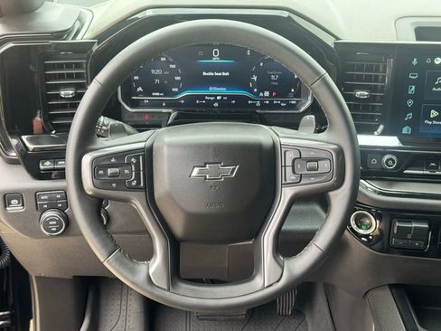 Used 2025 Chevrolet Silverado 1500 ZR2 w/ Technology Package image 25