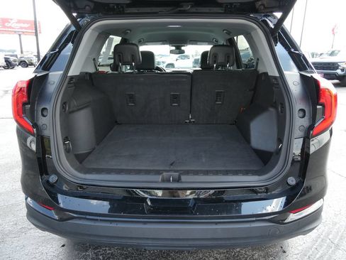 Used 2020 GMC Terrain SLT w/ Preferred Package FWD image 16