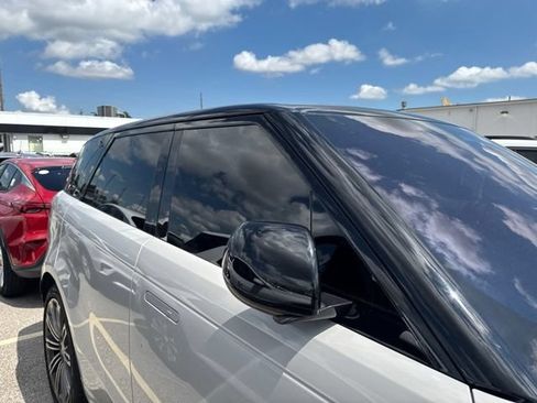 Used 2023 Land Rover Range Rover Sport SE Dynamic AWD/4WD image 11