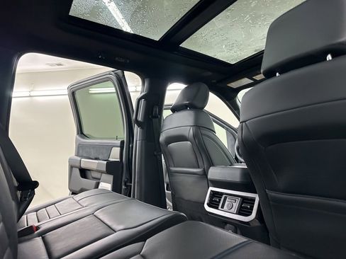 New 2026 Ford F350 Platinum w/ FX4 Off-Road Package AWD/4WD image 19