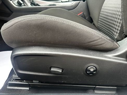 Used 2021 Dodge Challenger R/T image 16