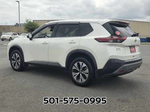 Used 2021 Nissan Rogue SV FWD image 3