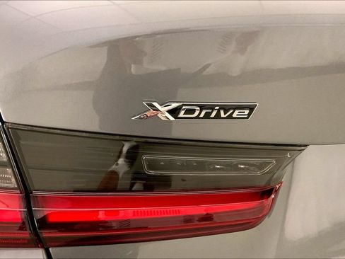 Used 2024 BMW 330i xDrive Sedan w/ Premium Package AWD/4WD image 30