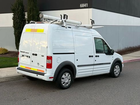 Used 2013 Ford Transit Connect XLT image 6