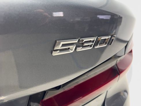 Used 2022 BMW 530i xDrive w/ Convenience Package image 21