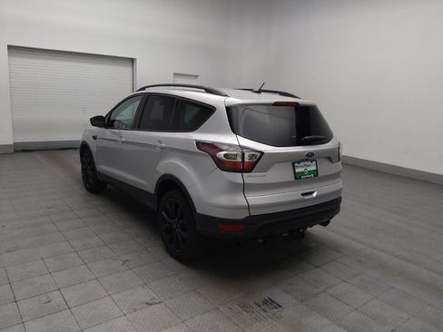 Used 2017 Ford Escape SE w/ SE Sport Appearance Package image 5