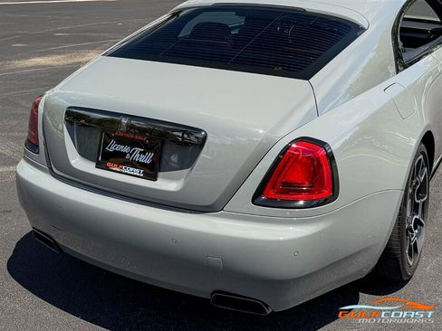 Used 2018 Rolls-Royce Wraith RWD image 59