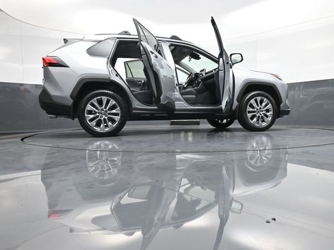 Certified 2025 Toyota RAV4 XLE Premium image 48