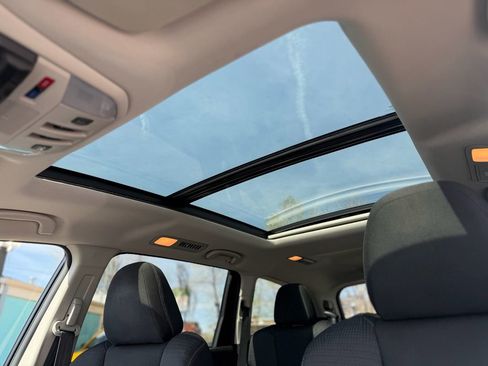 Used 2019 Subaru Ascent Premium AWD/4WD image 14